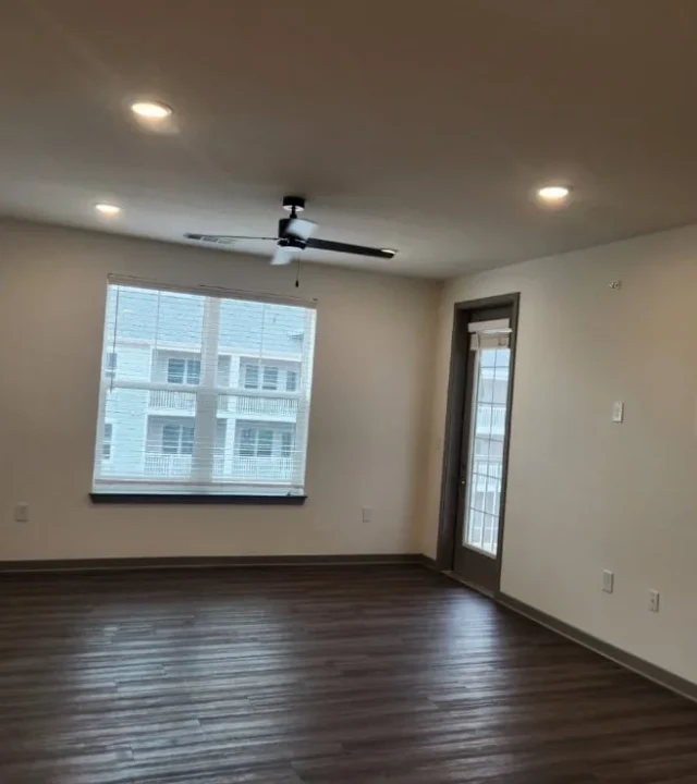 Screenshot_20250208_162356_Gallery-1